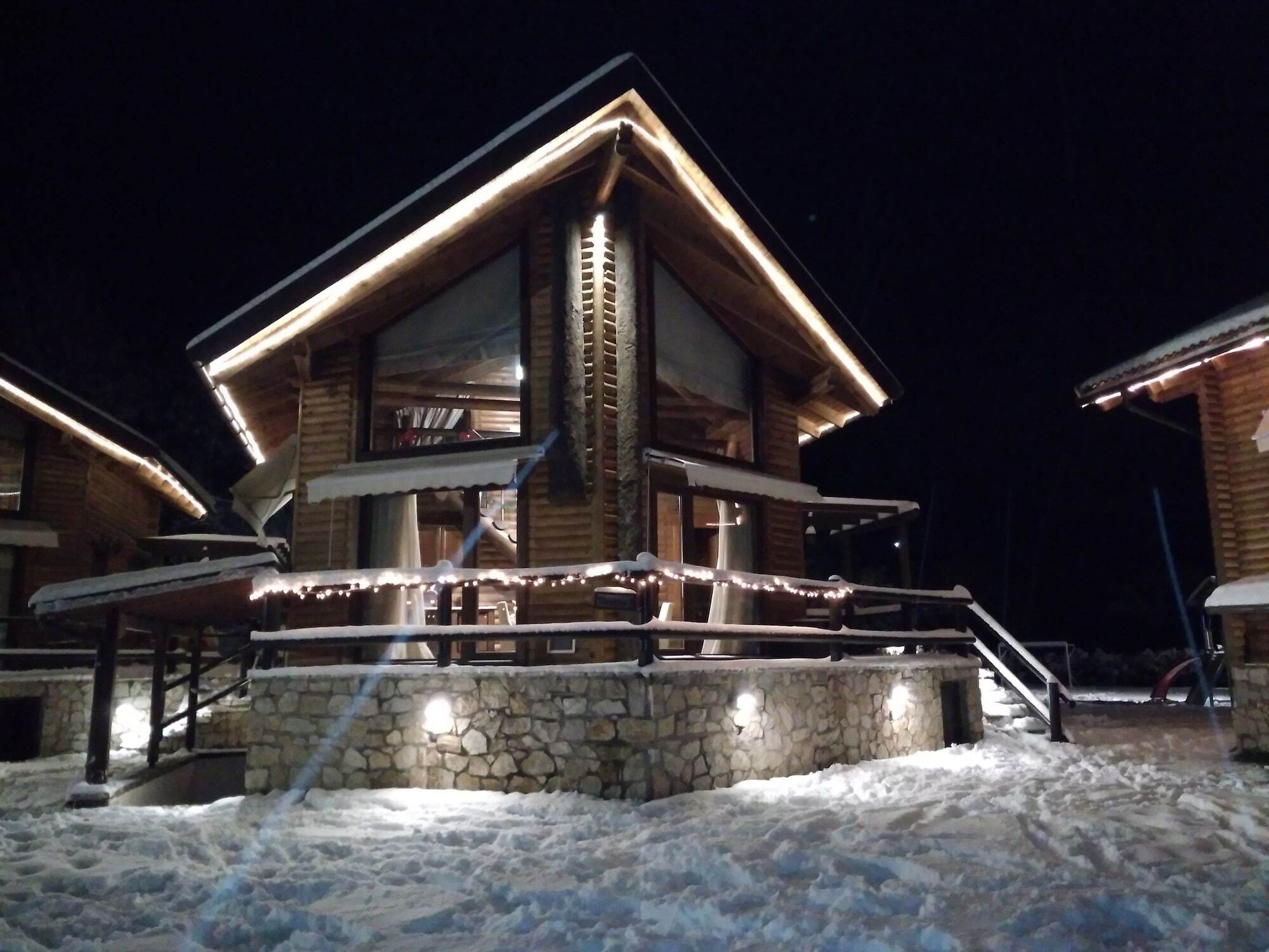 Natura Chalets Mega Chorio Exteriör bild